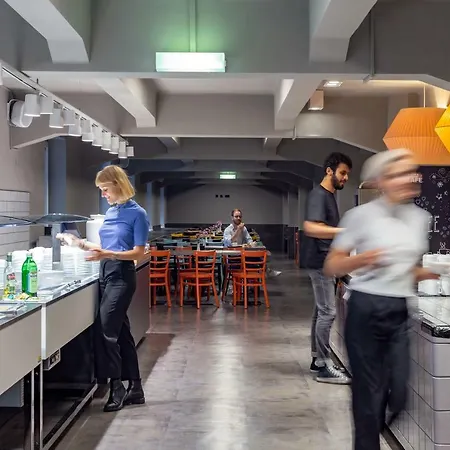 A&o Hauptbahnhof * Вена