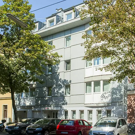 Residenz Donaucity 3*