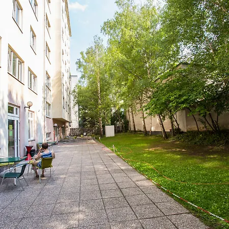 Mynext - Westbahnhof One Hostel