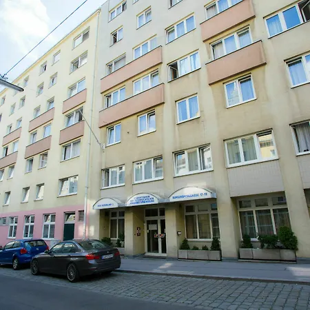 Hostel Mynext - Westbahnhof One *