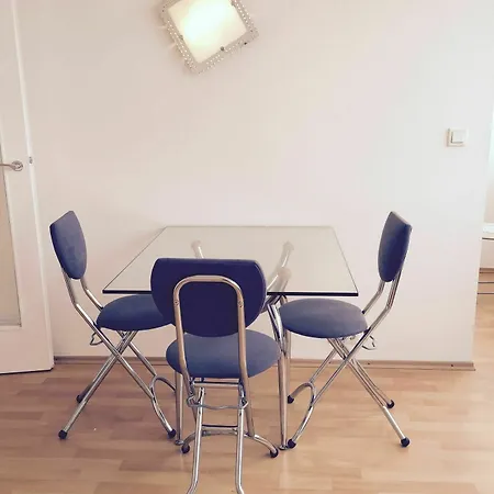 Affordable Near Center Wien