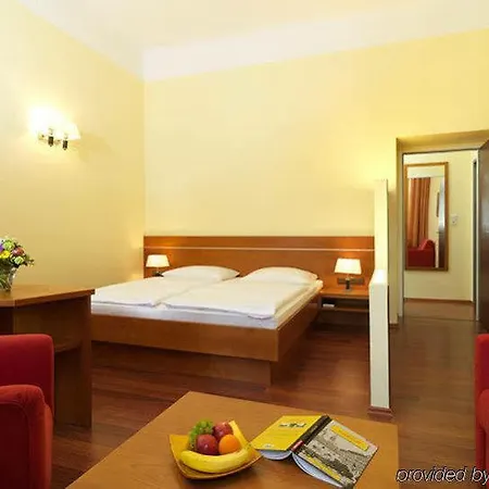 Zipser Hotel 3*