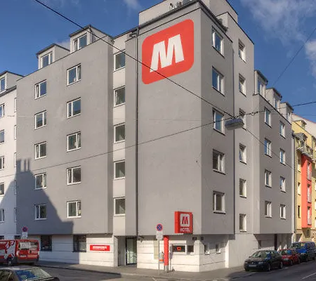 Meininger Downtown Sissi Hotel