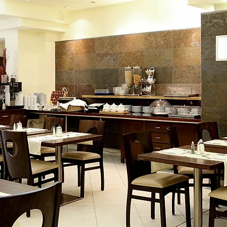 Hotel Attache L Contactless Check-in 3*