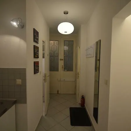 Apartament Charmante Altbauapartments Apostelgasse Viena