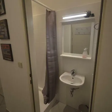 Apartament Charmante Altbauapartments Apostelgasse Viena