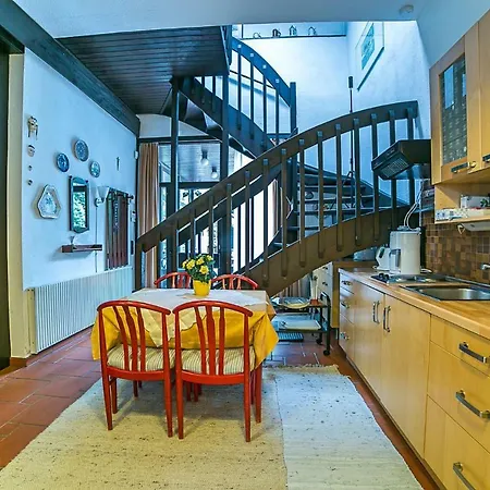 Rothauer Apartment *