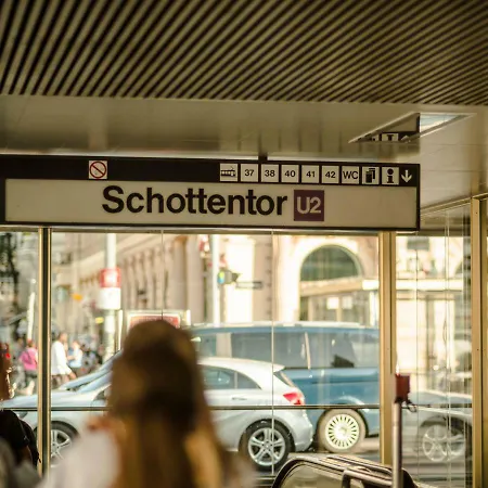 Roosevelt Stadthaus Apartment Vienna