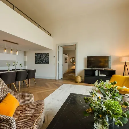 Roosevelt Stadthaus Apartment