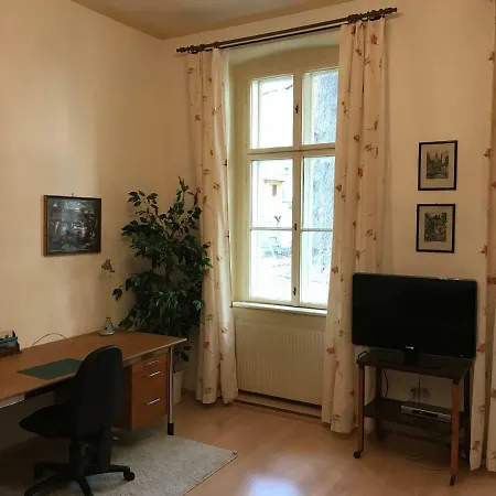 70m² Grosses Mit Gartenzugang Apartamento