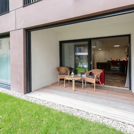 Sweet Garden Apartment