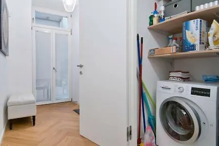 Sisi * Vienna