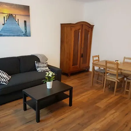 Excellent 2 Bed 12 Mins From Center Appartamento *