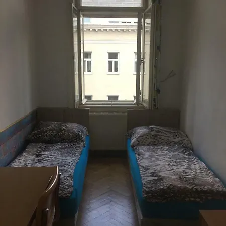 Chichilli Hostel