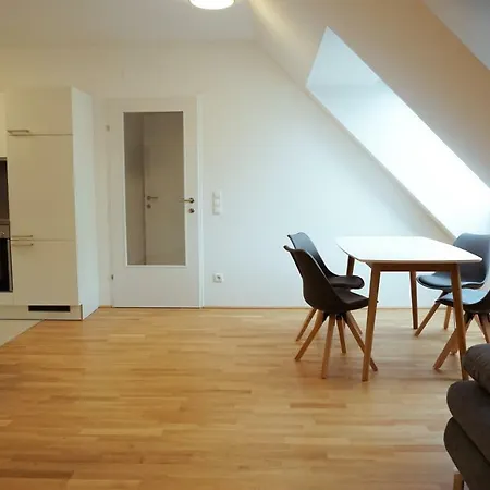 Apartmán 4 Beds And - Contactless Check-in