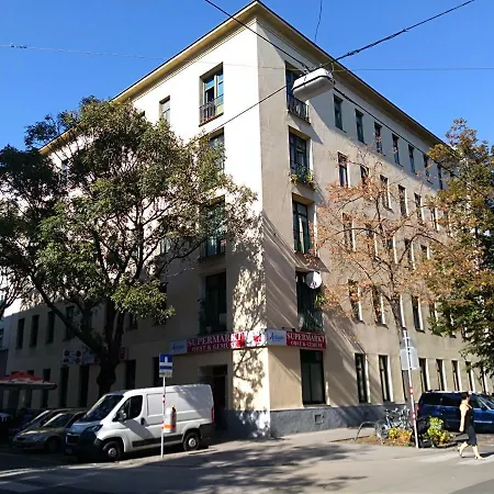 Apartment In Vienna
