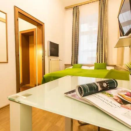 Apartment Checkvienna - Edelhof *