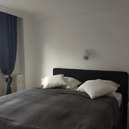 Rema Ferienwohnung Schwedenplatz Appartement