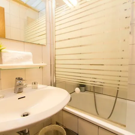 Checkvienna - Edelhof Apartment Vienna