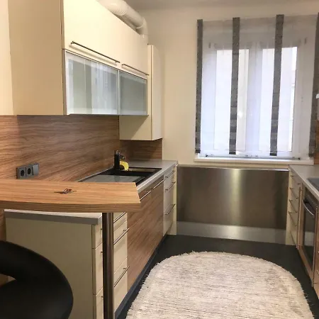 Gudrun Apartment *