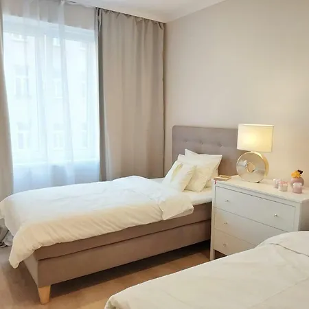 Two-Bedroom Apartment 'Taupe'