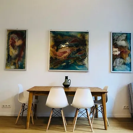 Apartment Atelier Lomani *