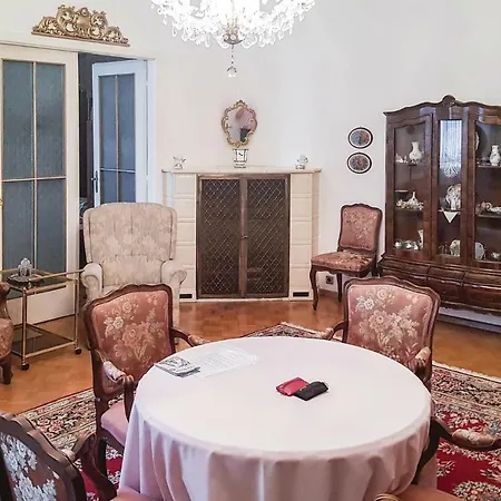 One-bedroom In *