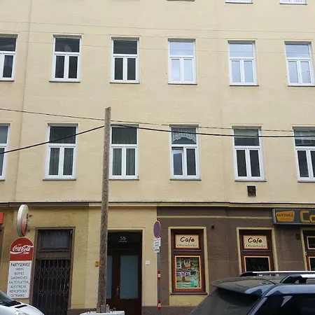Nina Vienna