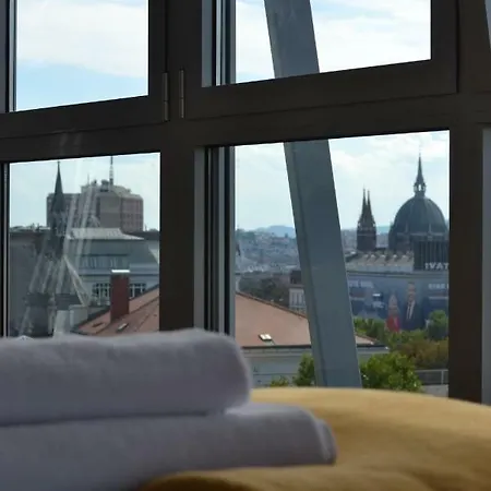 Apollo Hotell 2*