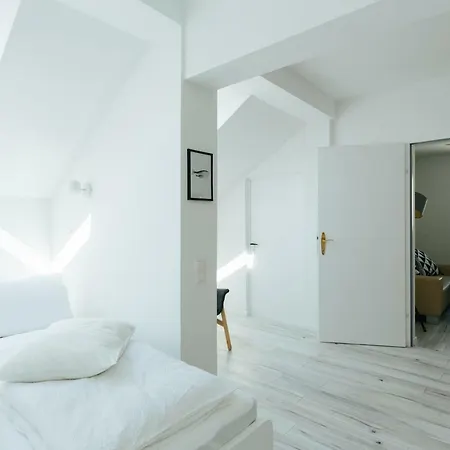 The Newpast Apartment Vienna