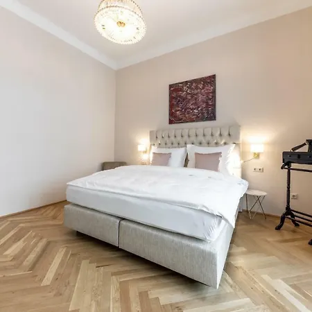 Parkview Boutique * Vienna