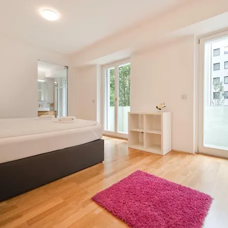 Apartment - Schwarzenbergplatz
