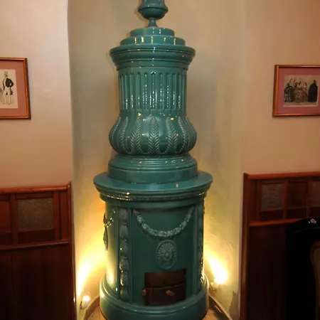 Hotel Bergwirt Schönbrunn Wien