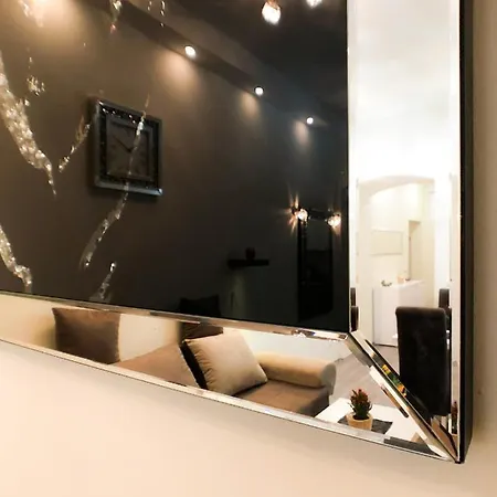 Apartment Deluxe *