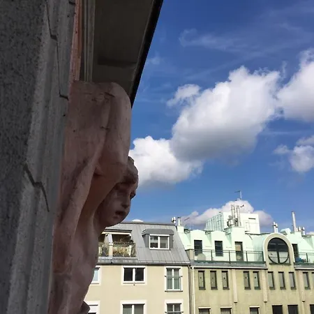 Sophies Place Augarten - Imperial Lifestyle Parking Apartment Vienna