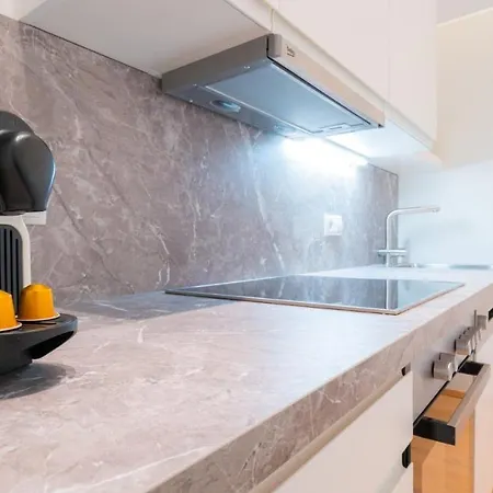 Residence, Landstrasse - Rochusgasse Vienna