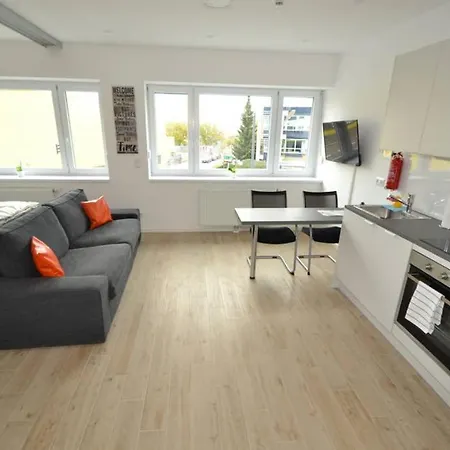 Schonbrunn Apartment *