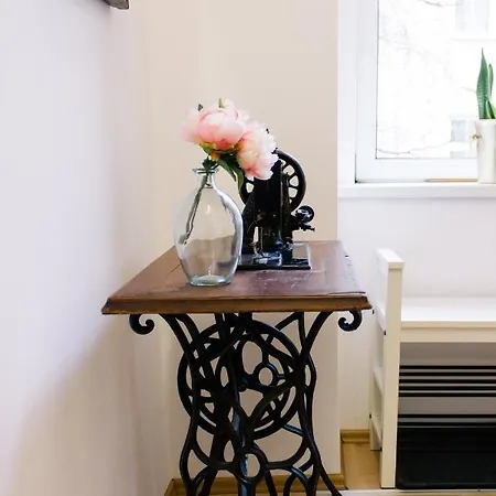 Bright, And Stylish Apartment *