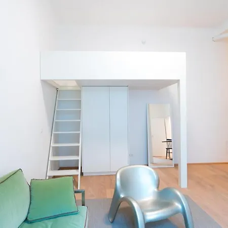 Residence, Landstrasse - Rochusgasse * Vienna