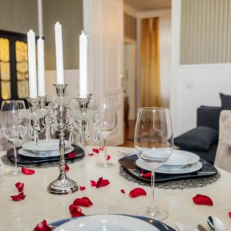 Sophies Place Augarten - Imperial Lifestyle Parking Apartment Vienna