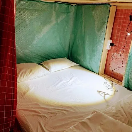 Fox-box Apt. Apartment *