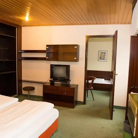 Hadrigan Hotel