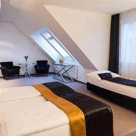 Отель Elaya West 4*