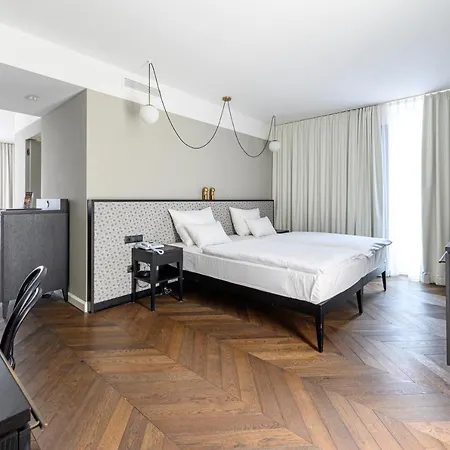 Caroline Hotel Vienna