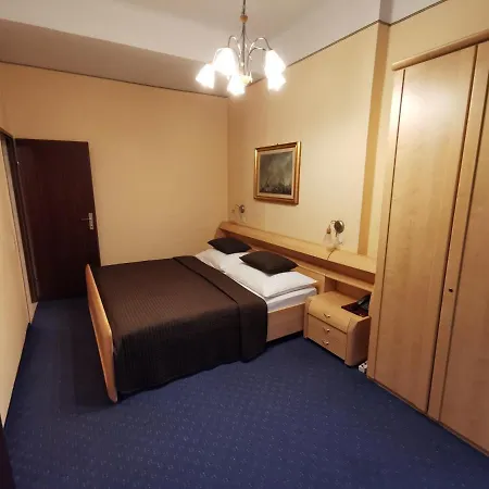 Bajazzo 3* Wien