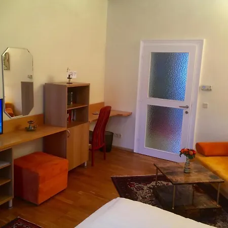Philadelphia Apartment