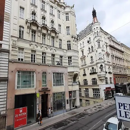 Lerner Vienna