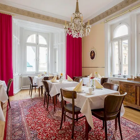Boutique Columbia Penzion 3*