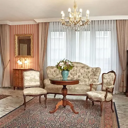 Henri Siebterbezirk 4* Vienna