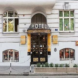 Fuerstenhof Hotel 3*